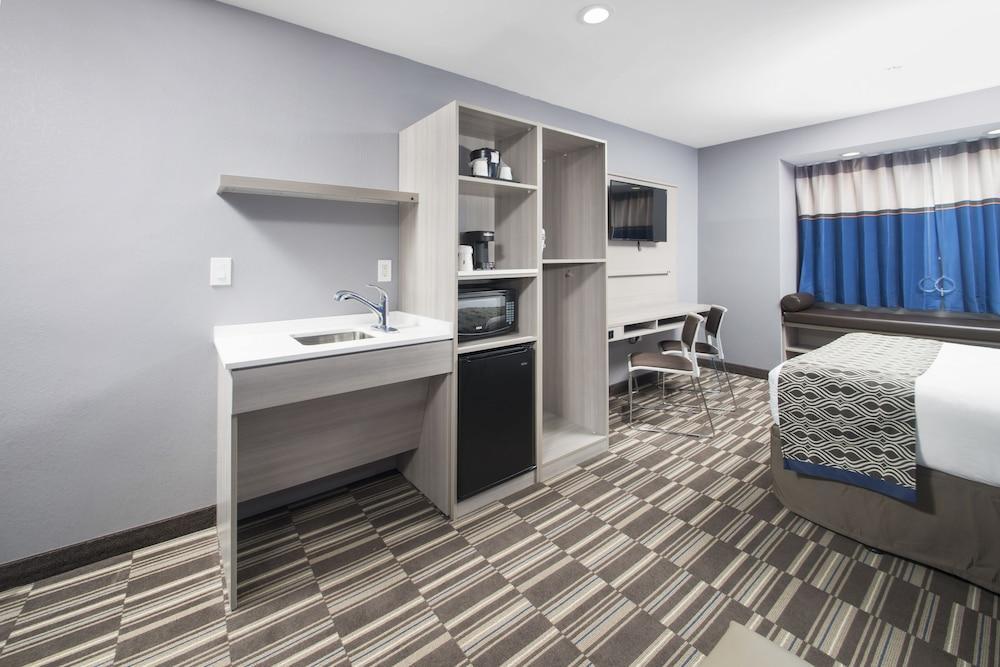 Microtel Inn & Suites By Wyndham Bethel/Danbury Exteriér fotografie