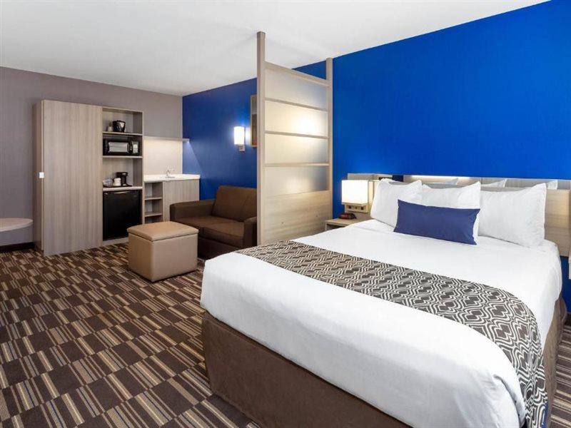 Microtel Inn & Suites By Wyndham Bethel/Danbury Exteriér fotografie