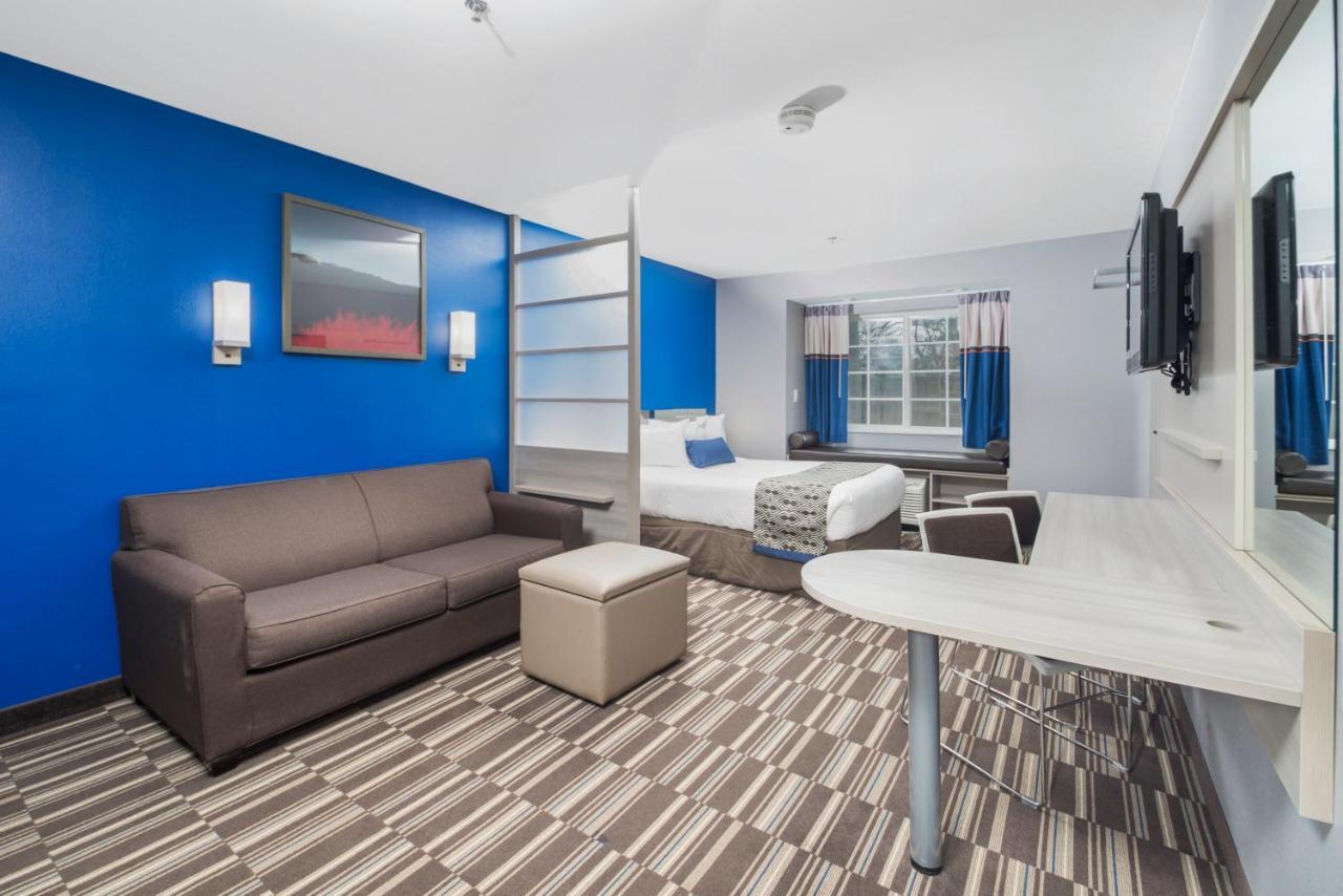 Microtel Inn & Suites By Wyndham Bethel/Danbury Exteriér fotografie