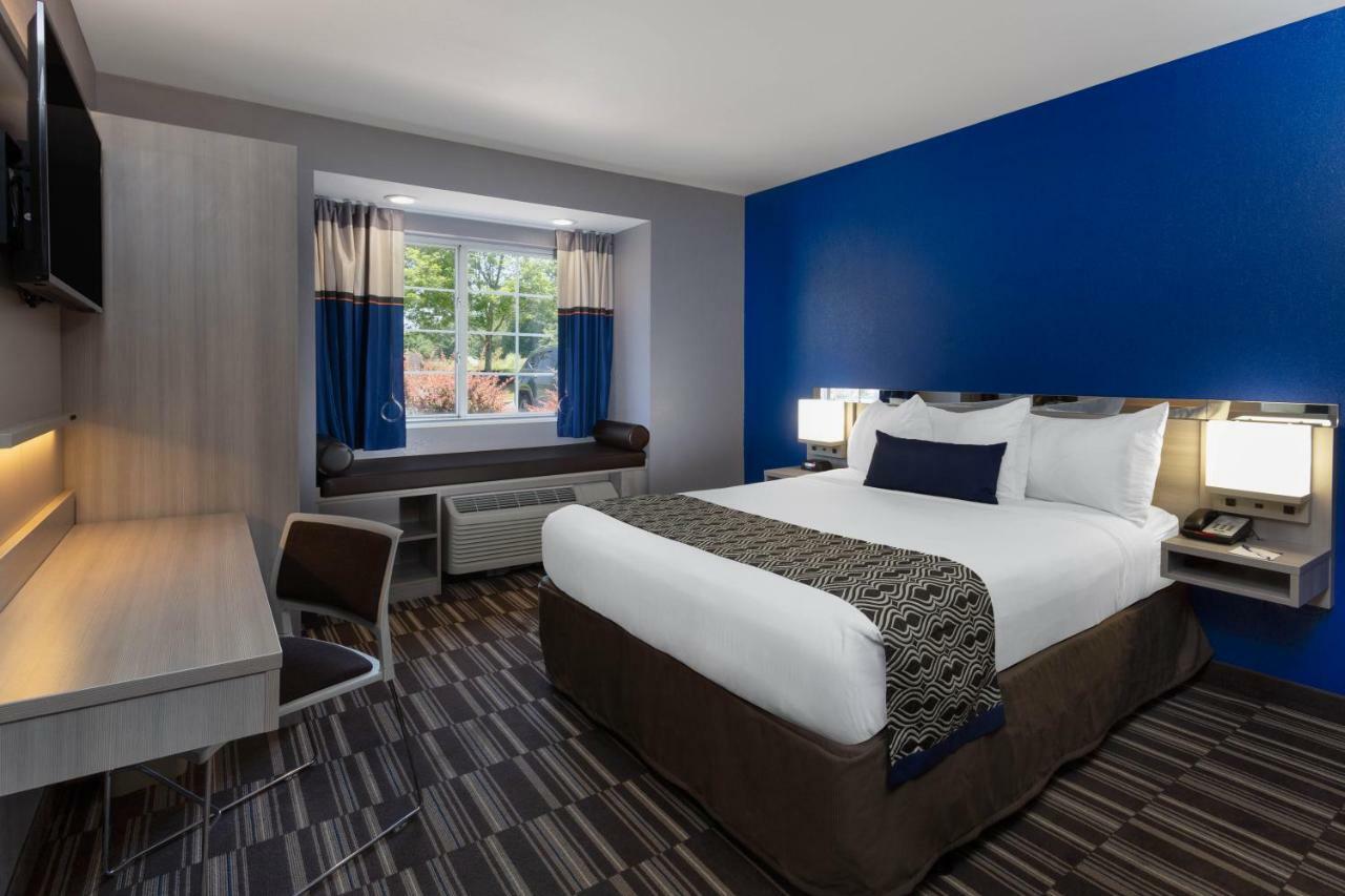 Microtel Inn & Suites By Wyndham Bethel/Danbury Exteriér fotografie